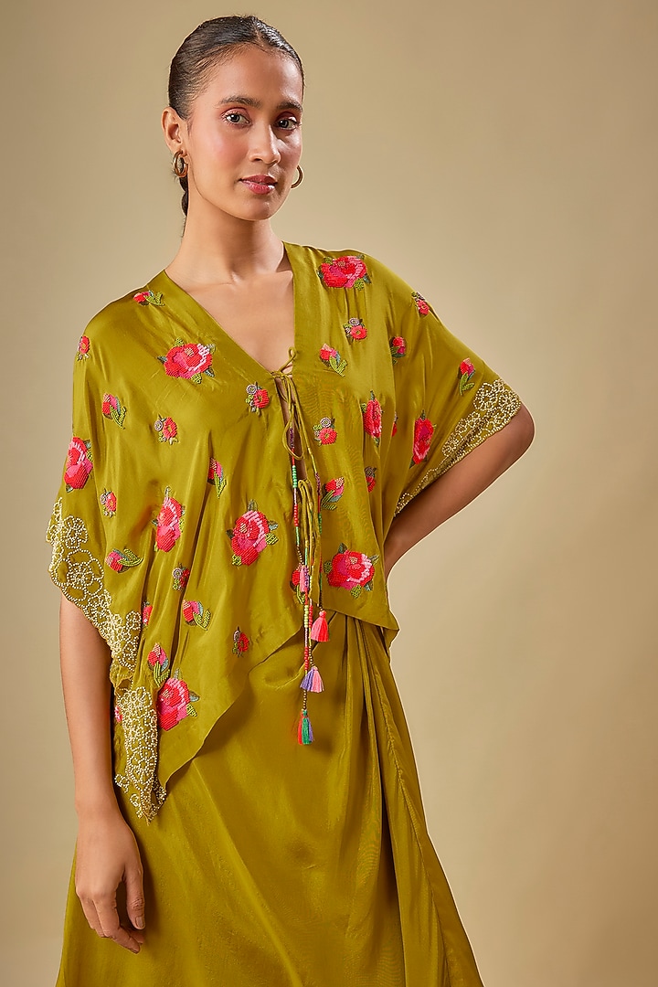 Green Pure Silk Dhoti Skirt Set by Half Full Curve at Pernia's Pop Up Shop