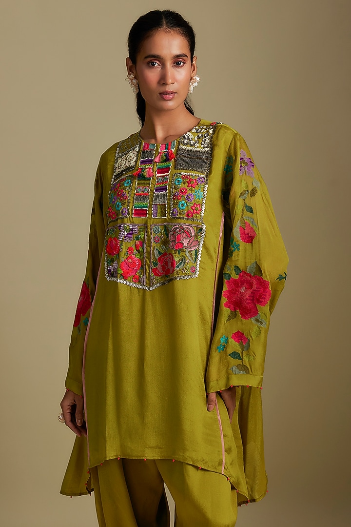 Green Crepe Chiffon Hand Embroidered Asymmetric Kurta Set by Half Full Curve at Pernia's Pop Up Shop