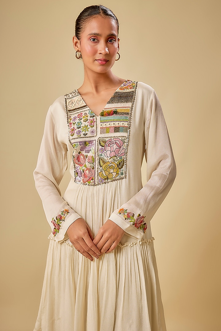 Ivory Crepe Chiffon Hand Embroidered Kurta Set by Half Full Curve at Pernia's Pop Up Shop