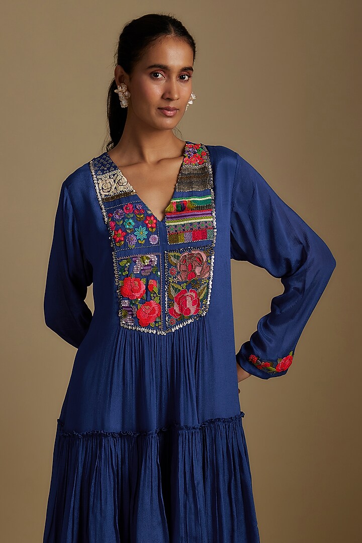Blue Crepe Chiffon Hand Embroidered Kurta Set by Half Full Curve at Pernia's Pop Up Shop