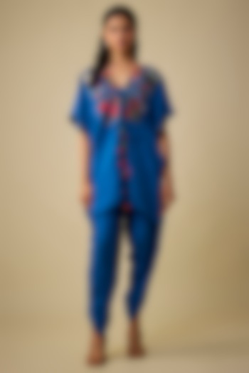 Blue Pure Silk Hand Embroidered Kaftan Set by Half Full Curve at Pernia's Pop Up Shop