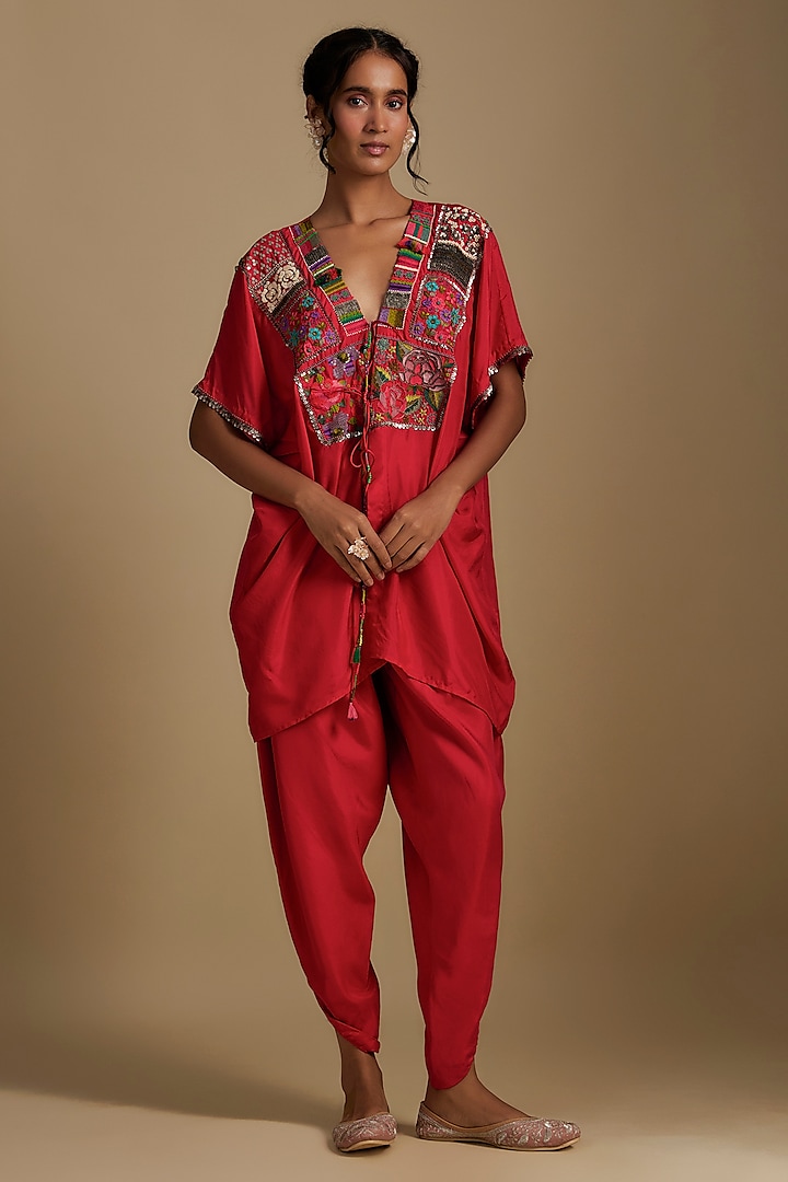 Red Pure Silk Hand Embroidered Kurta Set by Half Full Curve at Pernia's Pop Up Shop