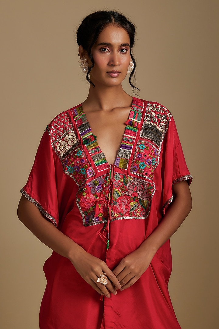 Red Pure Silk Hand Embroidered Kurta Set by Half Full Curve at Pernia's Pop Up Shop