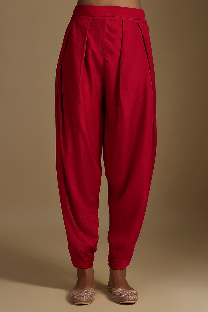 Red Pure Silk Hand Embroidered Kurta Set by Half Full Curve at Pernia's Pop Up Shop