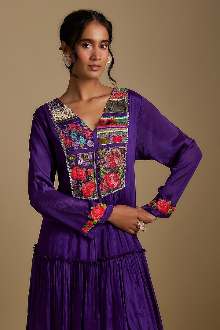 Blue Crepe Chiffon Hand Embroidered Kurta Set by Half Full Curve at Pernia's Pop Up Shop