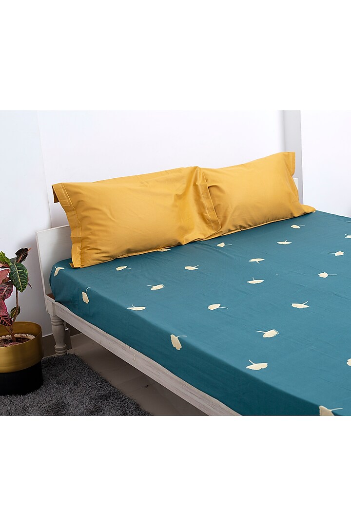 Green & Yellow Embroidered Bedsheet Set by H2H