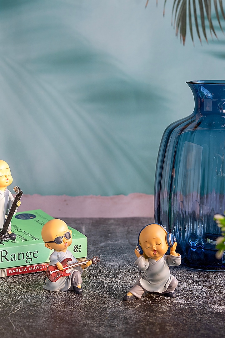 Multi-Colored Polyresin Musical Boy Band Sculpture Set by H2H at Pernia's Pop Up Shop