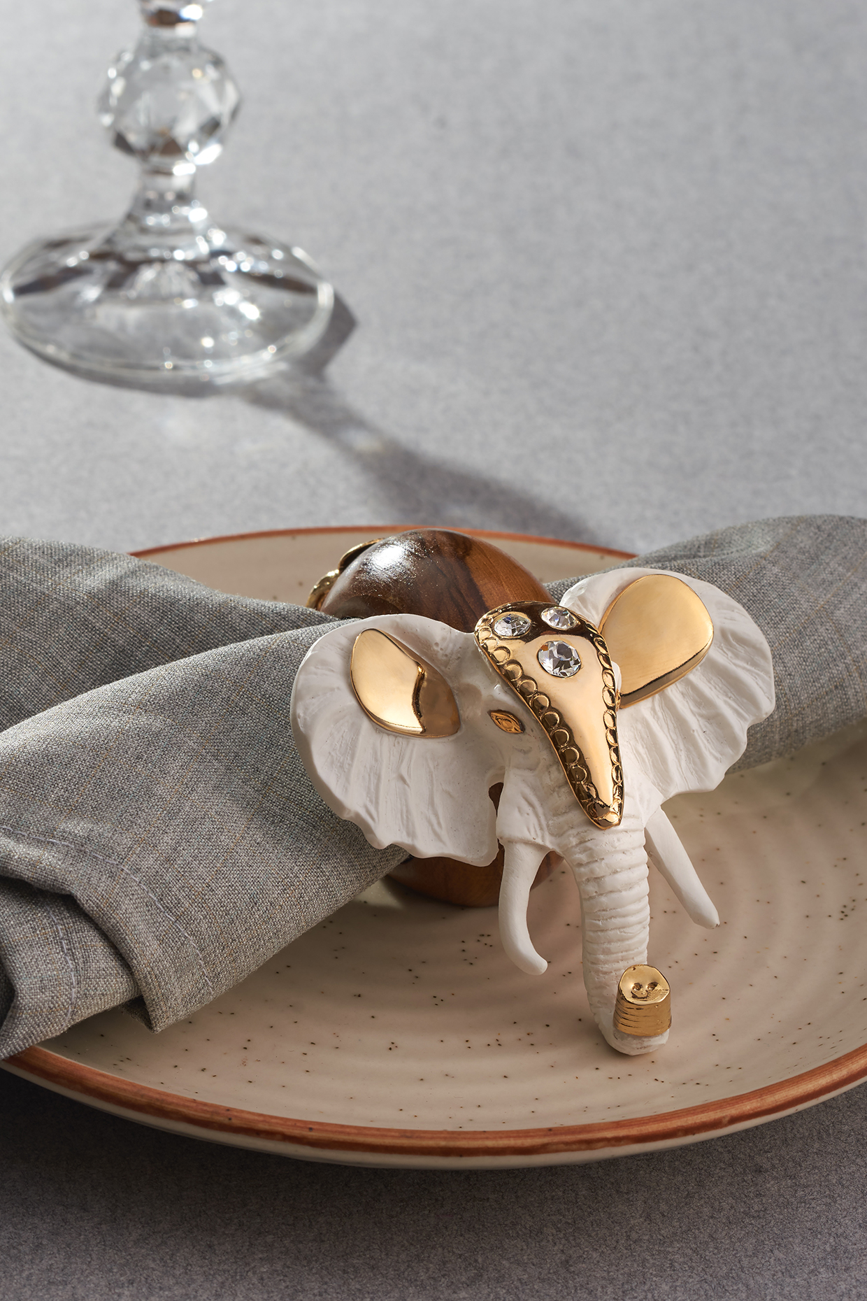 White Gold Wood Elephant Napkin Ring by H2H at Pernia s Pop Up Shop
