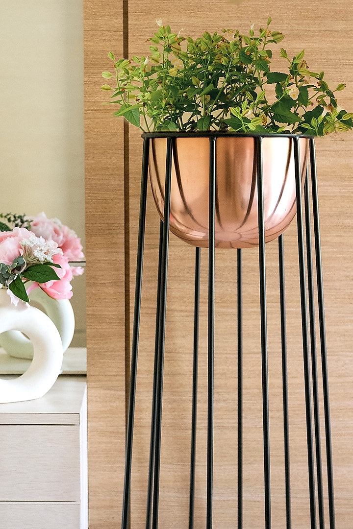 Copper Metal Planters (Set Of 2) by H2H