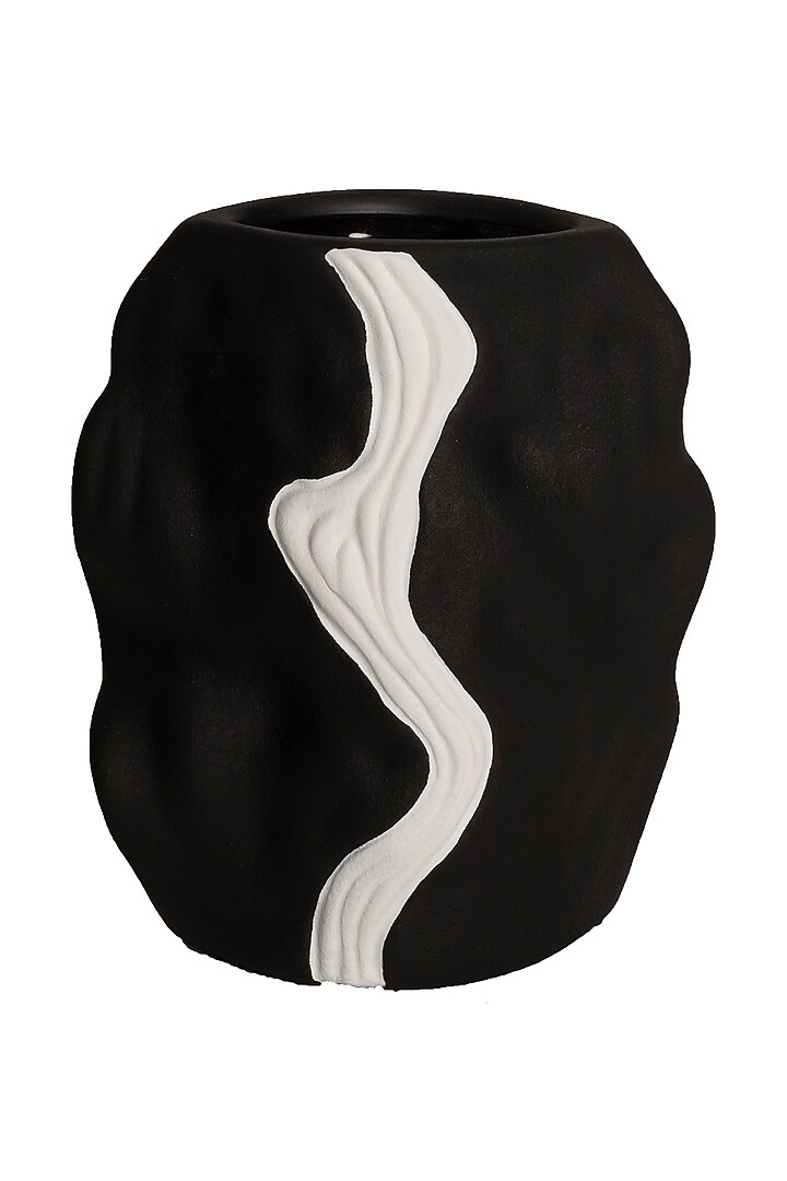 Black Ceramic Vase With Glaze Design by H2H at Pernia's Pop Up Shop