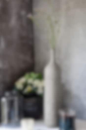 Grey Spin Crust Vase by H2H at Pernia's Pop Up Shop