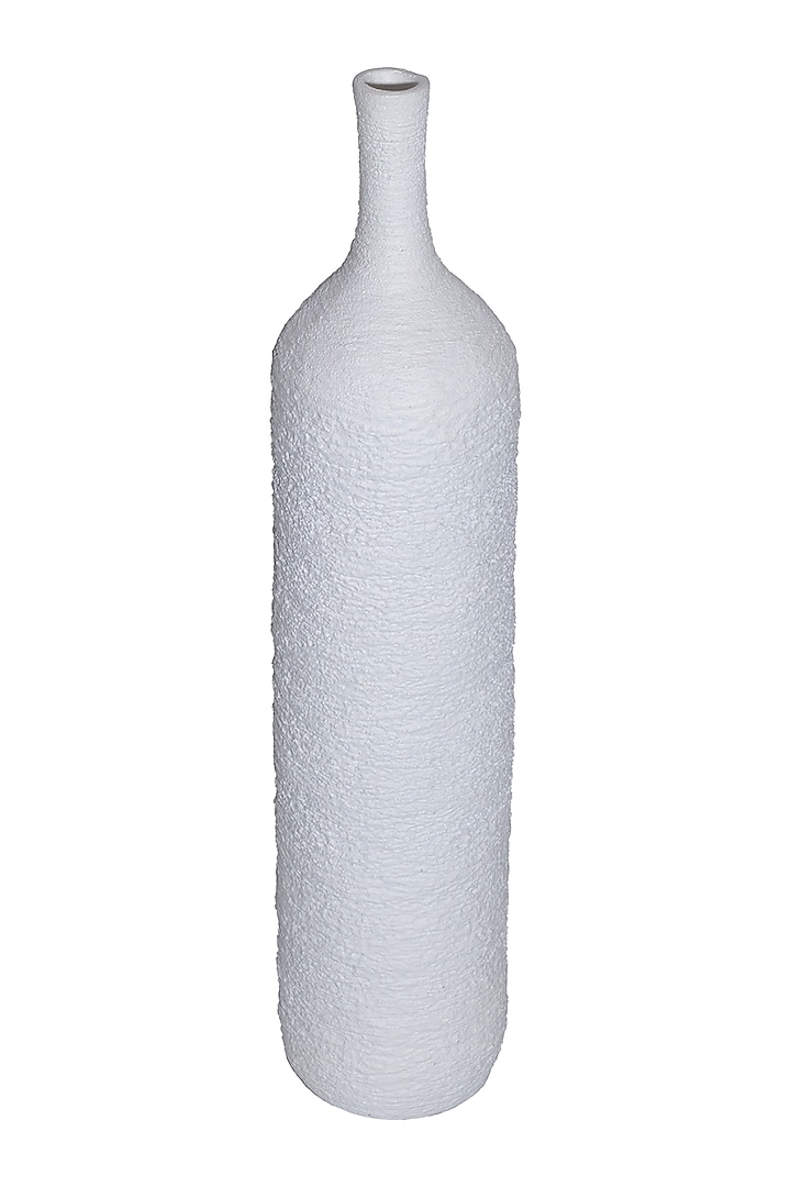 White Spin Crust Vase by H2H at Pernia's Pop Up Shop