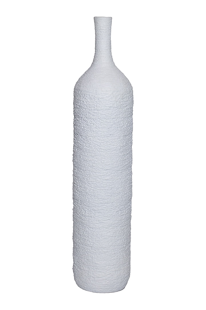 White Spin Crust Vase by H2H at Pernia's Pop Up Shop