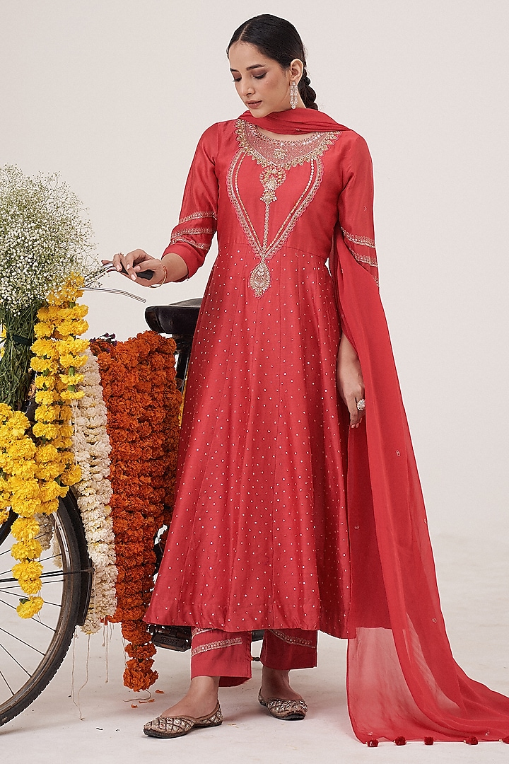 Red Silk Chanderi Hand Embroidered Anarkali Set by Hirika & Dhruti Label at Pernia's Pop Up Shop