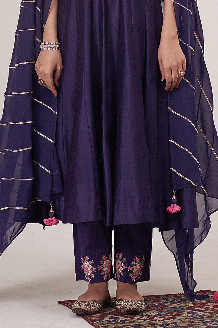 Purple Silk Chanderi Hand Embroidered Party Wear Anarkali Set by Hirika & Dhruti Label at Pernia's Pop Up Shop