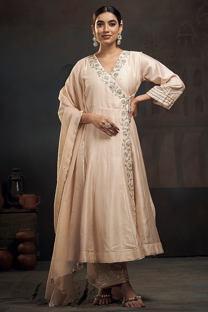 Beige Silk Chanderi Gota Floral Embroidered Angrakha Kurta Set by Hirika & Dhruti Label at Pernia's Pop Up Shop