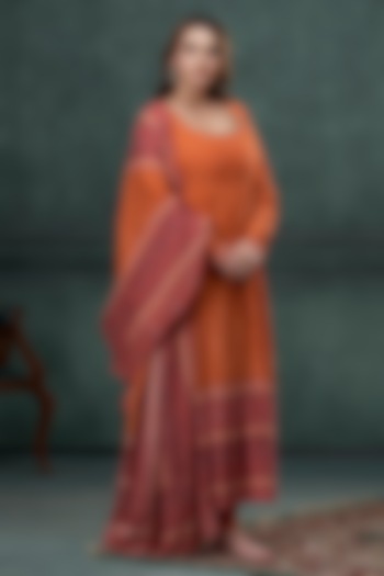 Orange Mul Mul Cotton Printed Pleated Anarkali Set by Hirika & Dhruti Label at Pernia's Pop Up Shop