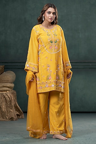 Yellow Chinya Silk Embroidered Kurta Set by Hirika & Dhruti Label