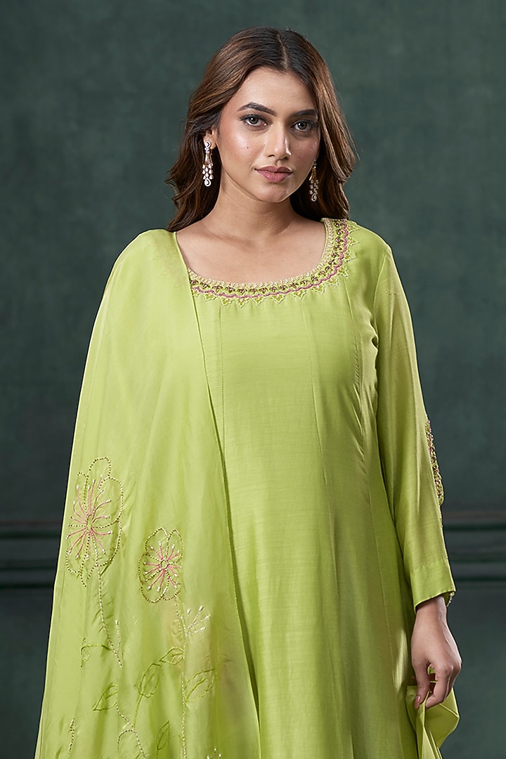 Green Silk Thread Work Kalidar Party Wear Anarkali Set by Hirika & Dhruti Label at Pernia's Pop Up Shop