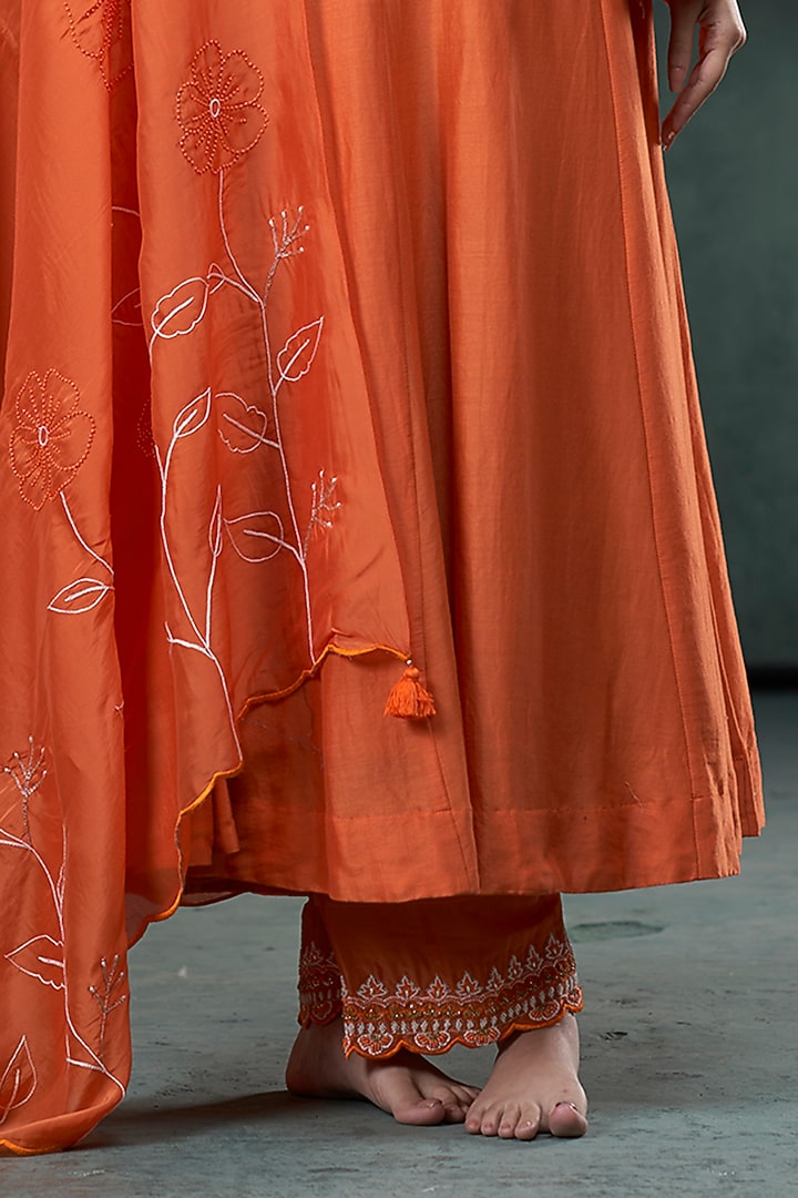 Orange Silk Thread Work Kalidar Party Wear Anarkali Set by Hirika & Dhruti Label at Pernia's Pop Up Shop