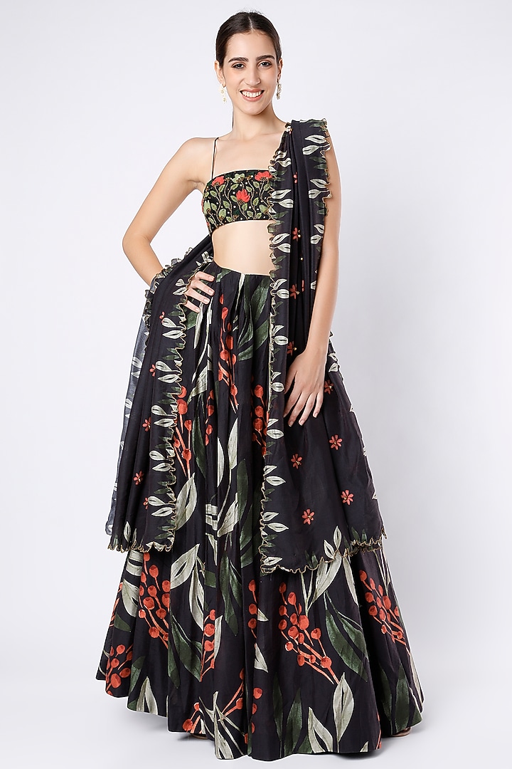 Black Floral Embroidered Wedding Lehenga Set by House of Hiya at Pernia's Pop Up Shop