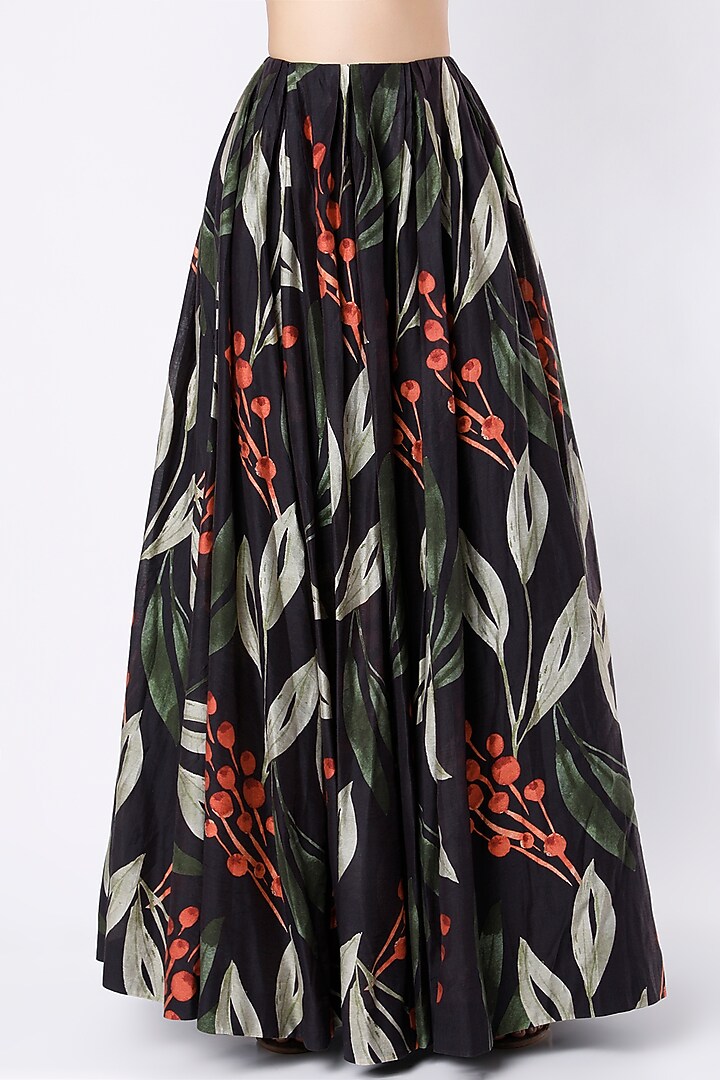 Black Floral Embroidered Wedding Lehenga Set by House of Hiya at Pernia's Pop Up Shop