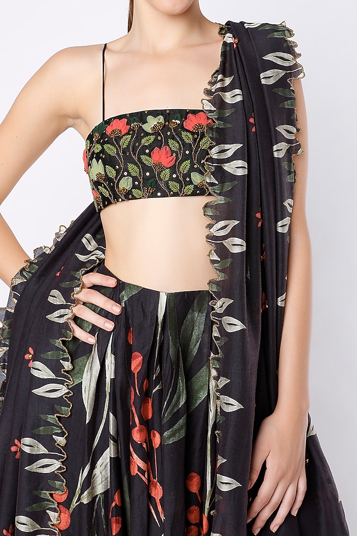 Black Floral Embroidered Wedding Lehenga Set by House of Hiya at Pernia's Pop Up Shop
