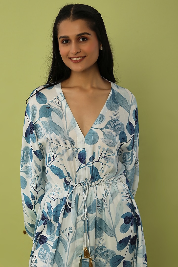White Floral Printed Kaftan by House of Hiya at Pernia's Pop Up Shop