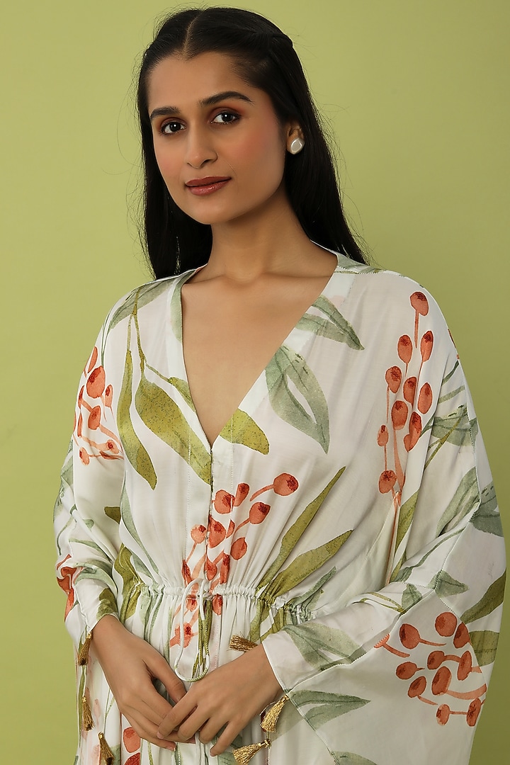 White Printed Kaftan by House of Hiya at Pernia's Pop Up Shop