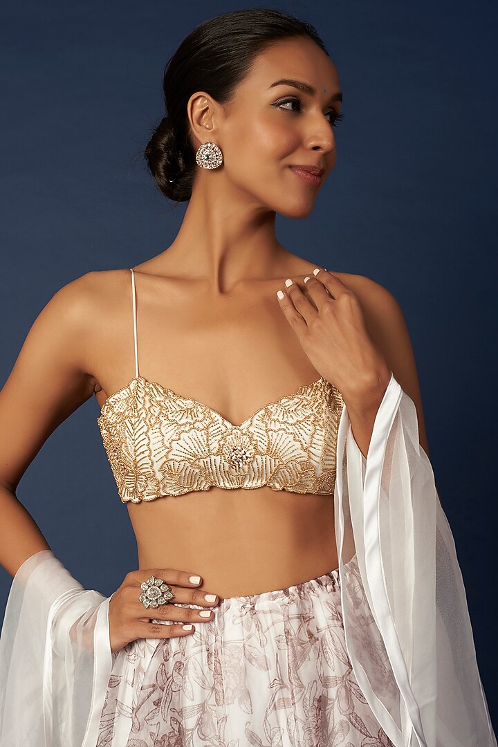 White Printed Wedding Lehenga Set by House of Hiya at Pernia's Pop Up Shop