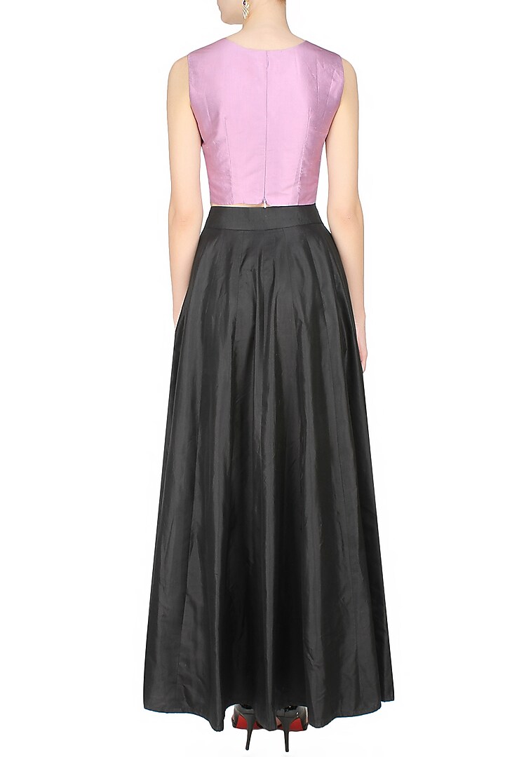 Hema Kaul presents Purple sleeveless crop top available only at Pernia's Pop Up Shop