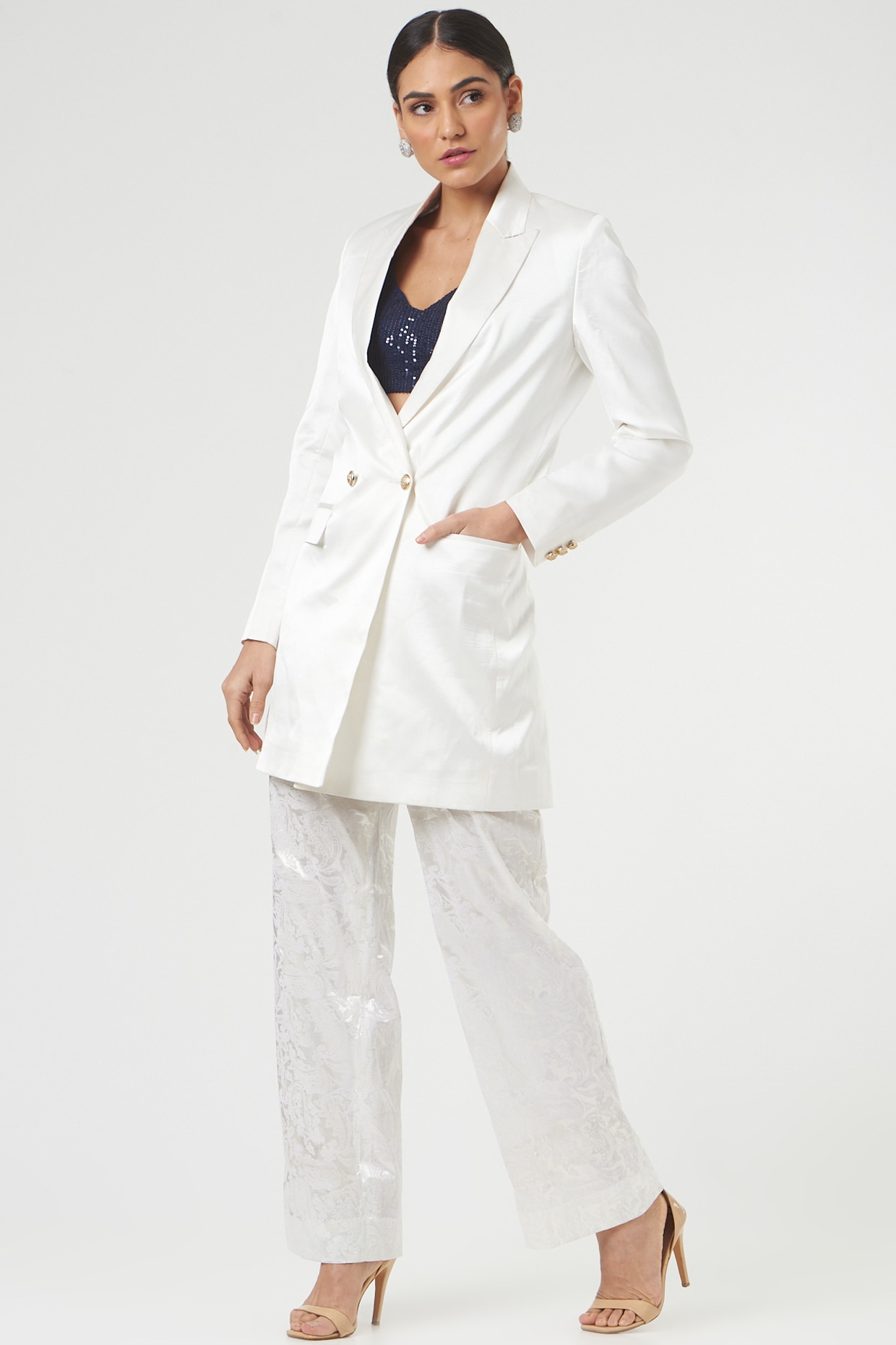 H and outlet m white blazer