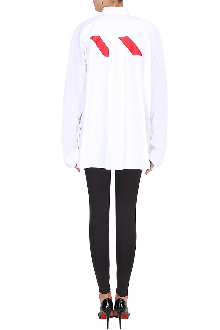 White snake motif oversized shirt available only at Pernia's Pop Up Shop.
