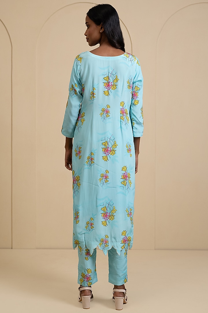 Light Blue Crepe Blend Printed Straight Kurta Set by House of Astha Bhatt at Pernia's Pop Up Shop
