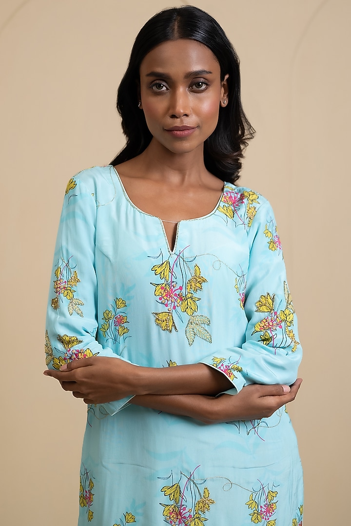 Light Blue Crepe Blend Printed Straight Kurta Set by House of Astha Bhatt at Pernia's Pop Up Shop