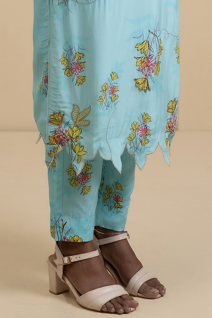 Light Blue Crepe Blend Printed Straight Kurta Set by House of Astha Bhatt at Pernia's Pop Up Shop