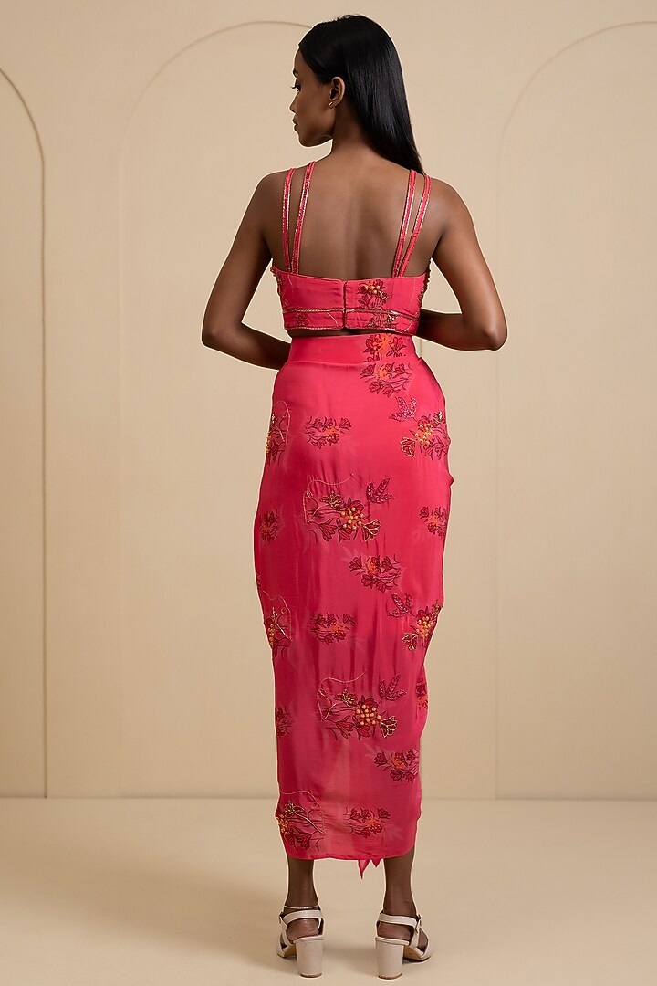 Magenta Pink Crepe Blend Printed Cape Set by House of Astha Bhatt at Pernia's Pop Up Shop