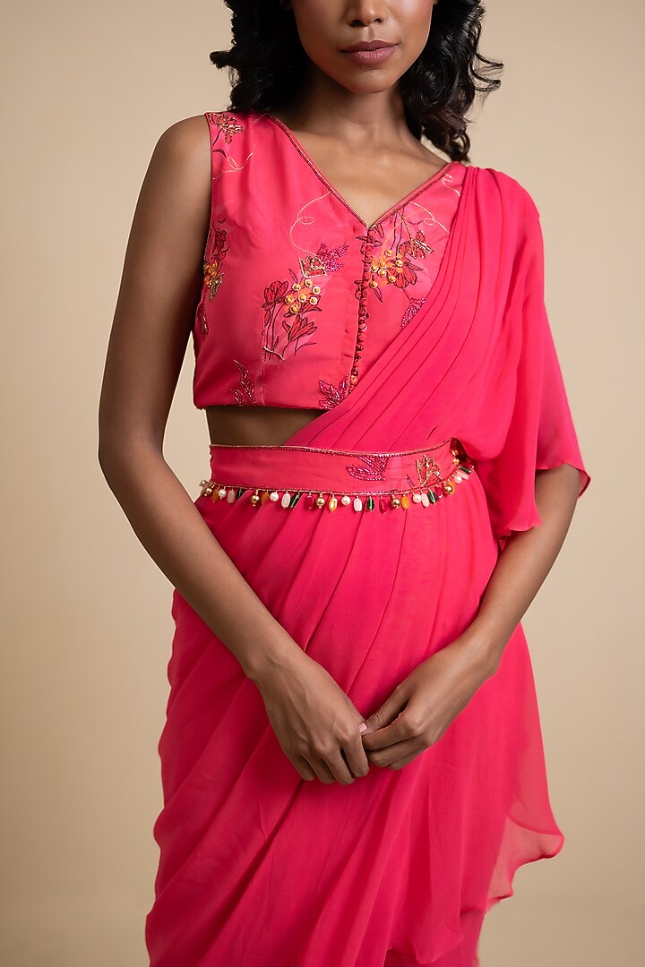 Magenta Pink Crepe Blend Draped Party Wear Saree Set by House of Astha Bhatt at Pernia's Pop Up Shop
