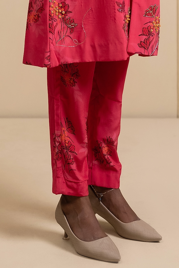Magenta Pink Crepe Blend Printed Kurta Set by House of Astha Bhatt at Pernia's Pop Up Shop