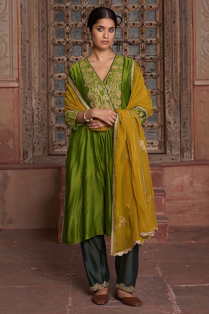 Mehendi Green Silk Chanderi Zari Hand Embroidered Kurta Set by HOUSE OF AAS at Pernia's Pop Up Shop