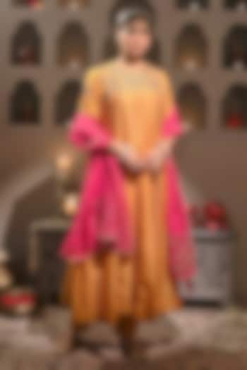 Orange Silk Chanderi Zari Hand Embroidered Kurta Set by HOUSE OF AAS at Pernia's Pop Up Shop
