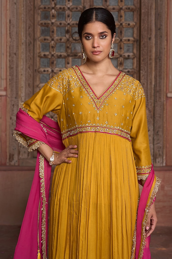 Mustard Chanderi Gold Embroidered Kurta Set by HOUSE OF AAS at Pernia's Pop Up Shop