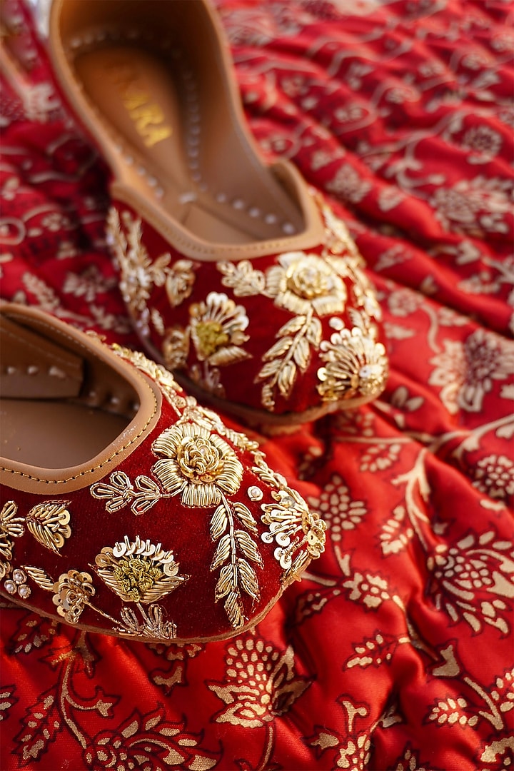 Maroon Floral Embroidered Juttis by House of Ekara