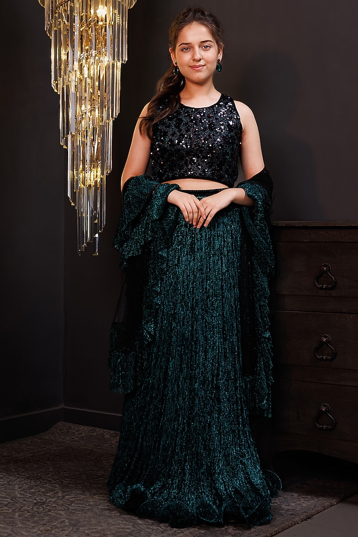 Green Crinkled Net Embroidered Lehenga Set For Girls by Hoity Moppet at Pernia's Pop Up Shop