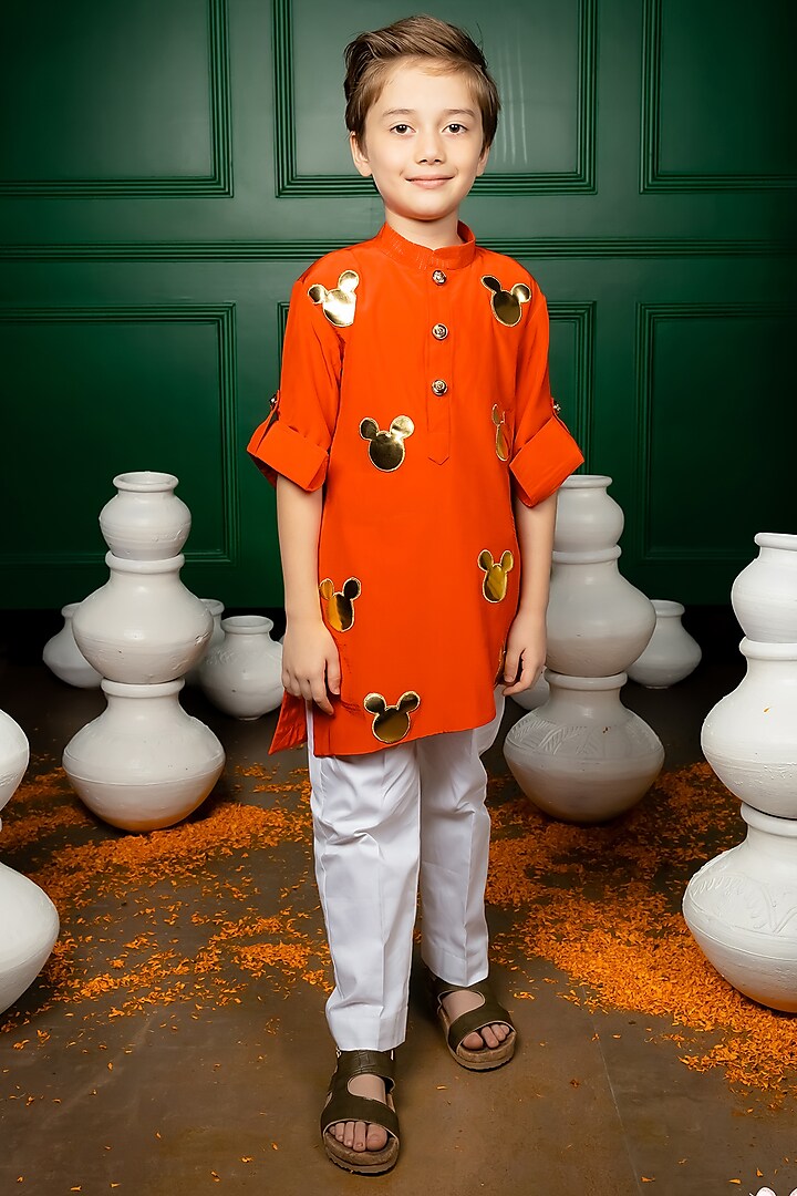 Red Silk Applique Embroidered Kurta Set For Boys by Hoity Moppet