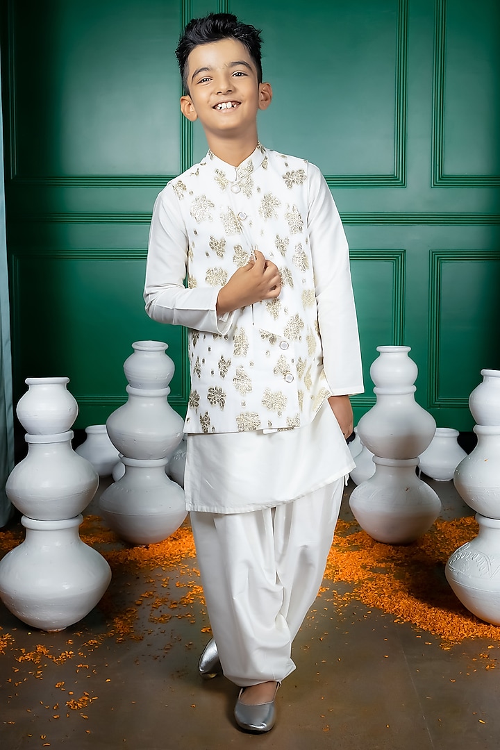 White Georgette Nehru Jacket Set For Boys by Hoity Moppet