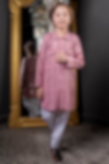 Pink Linen Kurta Set For Boys by Hoity Moppet