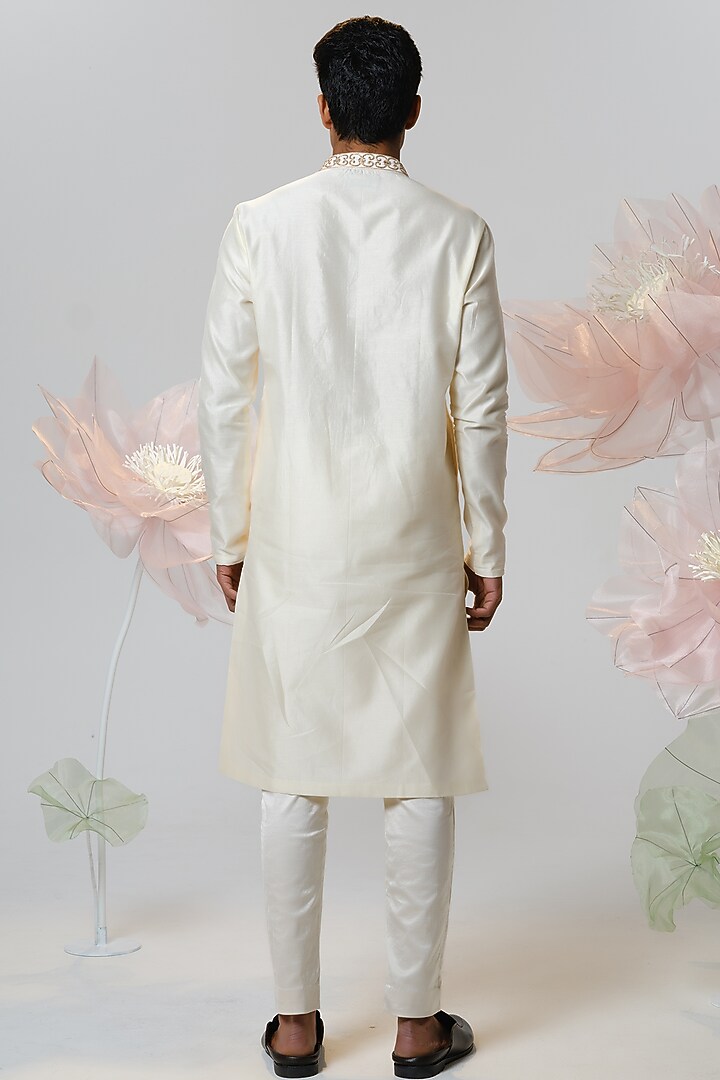 White Chanderi Zardosi Embroidered Kurta Set by HOUSE OF KOA at Pernia's Pop Up Shop