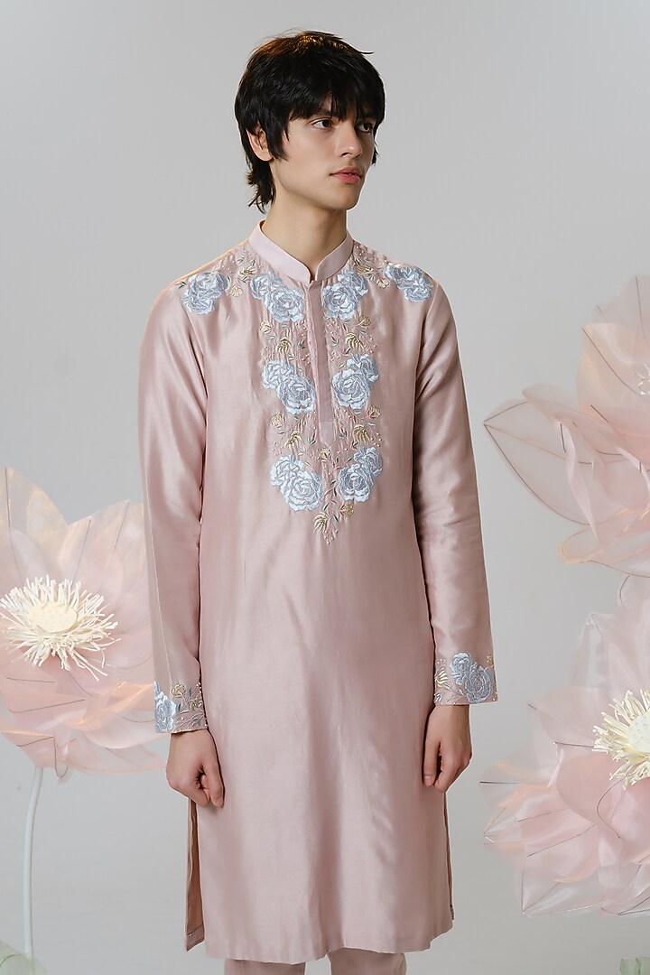 Pastel Pink Chanderi Floral Embroidered Kurta Set by HOUSE OF KOA at Pernia's Pop Up Shop
