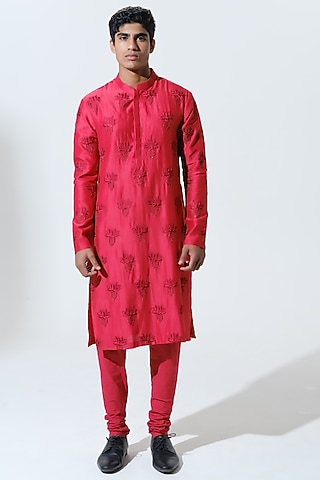 Red Chanderi Machine Embroidered Kurta Set by HOUSE OF KOA